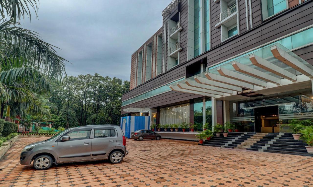 Treebo Premium Pearl Avenue, Ring Road Otel Dehradun Dış mekan fotoğraf