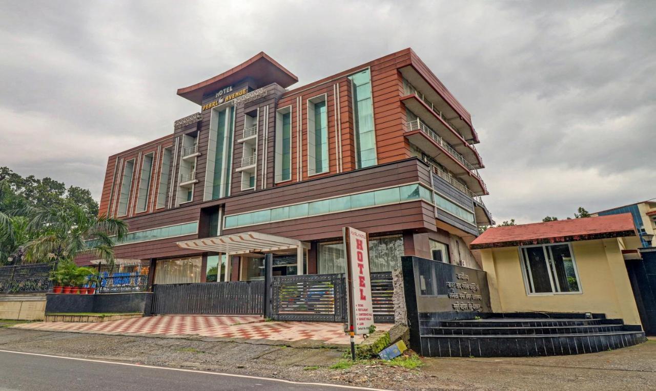 Treebo Premium Pearl Avenue, Ring Road Otel Dehradun Dış mekan fotoğraf